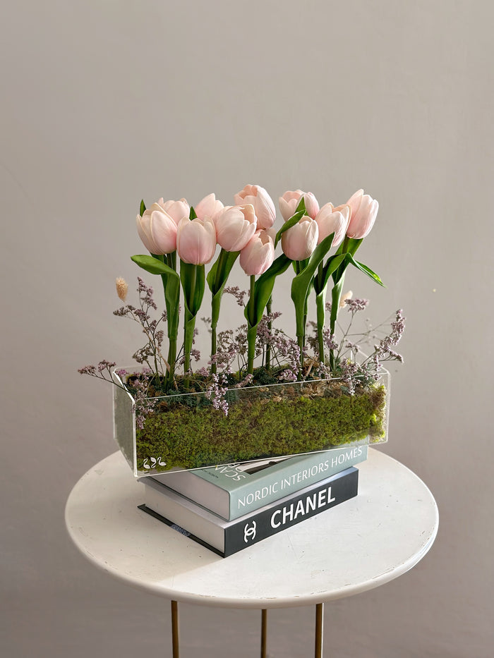 Pink Tulip Deco